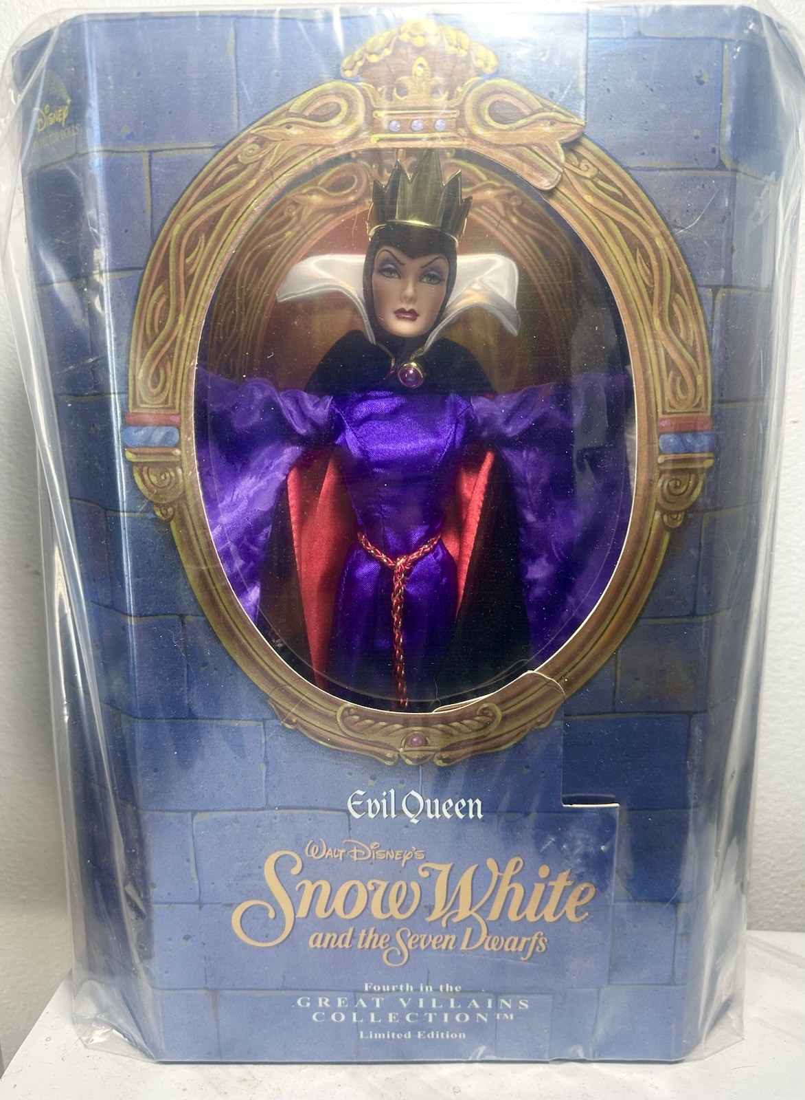 1998 EVIL QUEEN WALT DISNEYS SNOW WHITE GREAT VILLAINS Limit