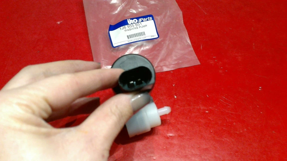 Bomba lavadora parabrisas AUDI VW A4 A6 Q5 Q7 GTI GOLF JETTA PASSAT URO 1J6955651 Foto 4 de 4