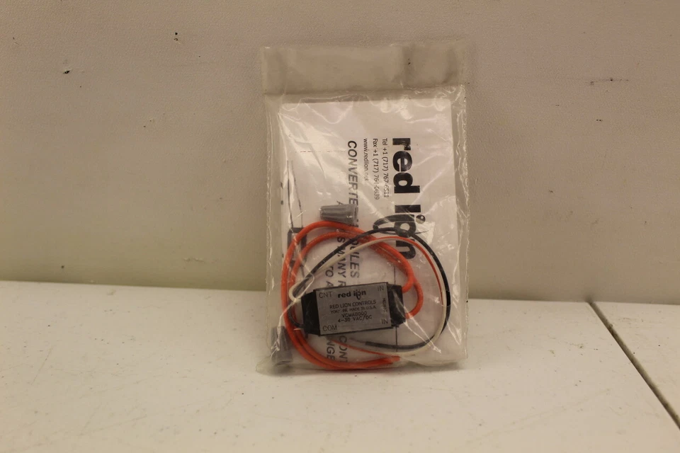 Red Lion VCMA0000 4-30VAC/DC Converter New In Bag - Image 3 of 4