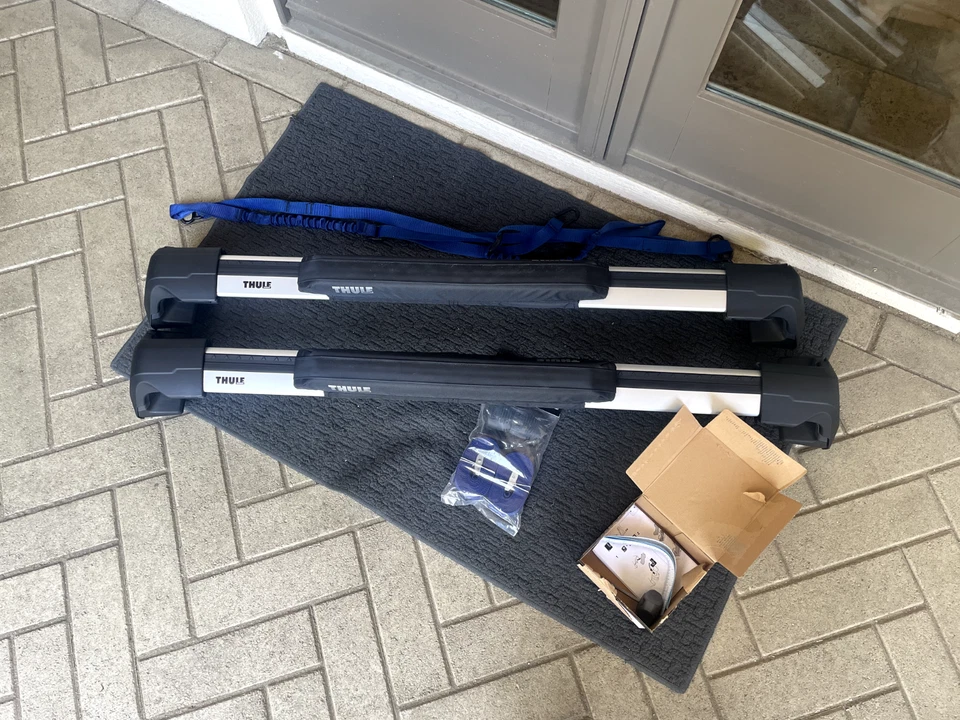 Barra de techo audi a3/s3 8v plata thule borde + accesorios Foto 2 de 4