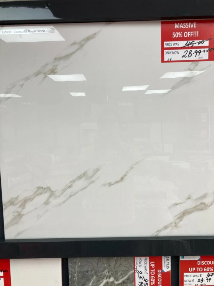 60x60 Glazed Porcelain Tile  Calacutta Royale Stone (White light brown) - Image 3 of 4