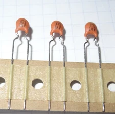 3 pcs.Ceramic Capacitors. 470pF, 1kV, 6A4d