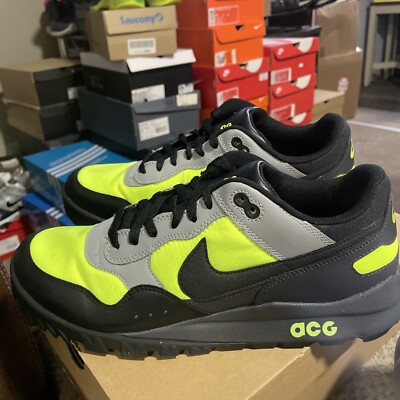 Size 11 - Nike Wild Peg Black - 343741-061