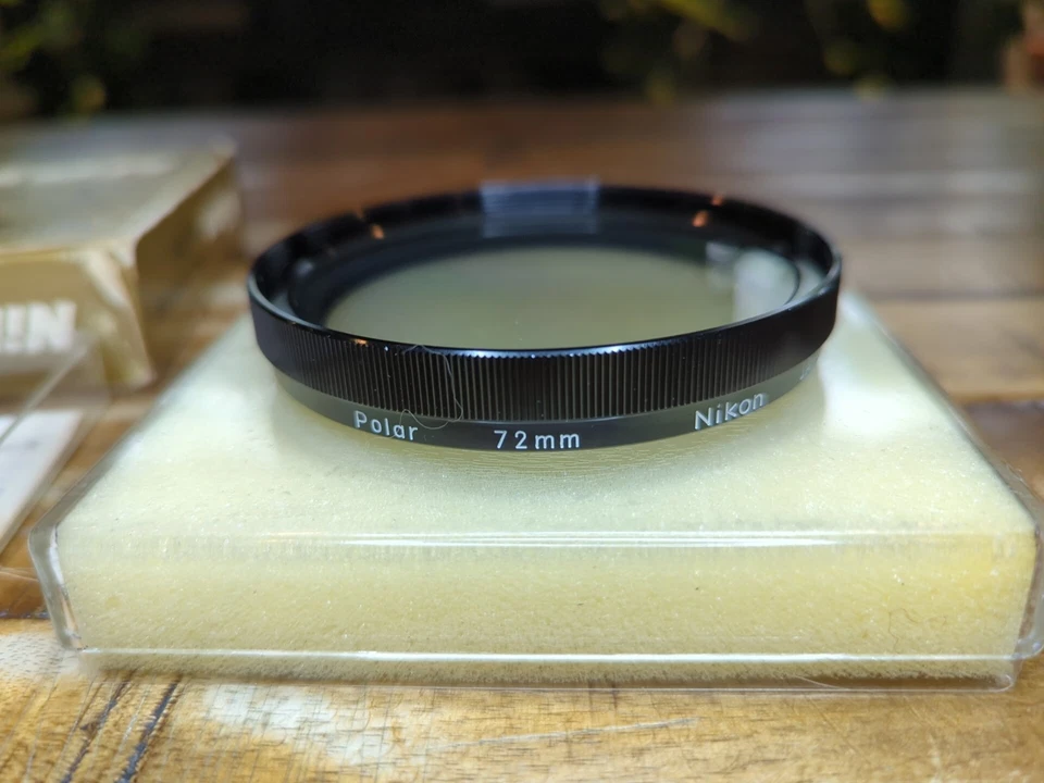 Nikon 72mm Circular Polarizing Filter - Original Case - Screw In. Camera Lens - Image 2 of 4