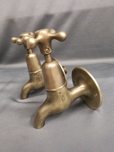 BRASS WALL MOUNTED KITCHEN TAPS, AGED PATINA, BACK FED REFURBISHED TAPS - Picture 2 of 6