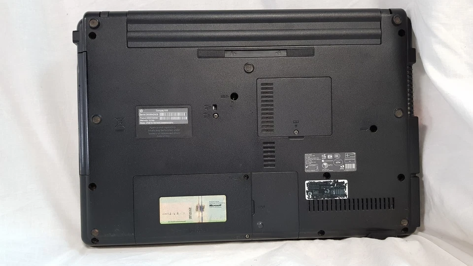 Compaq 610 15.6" Laptop Intel Core 2 Duo T5870 3GB 300GB, NO OS - Image 2 of 4