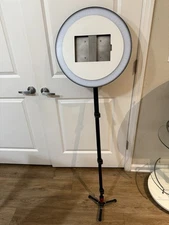 Ipad Photo Pad Booth/ Monopod Suppported Led Ring Light Roaming No Power Cord