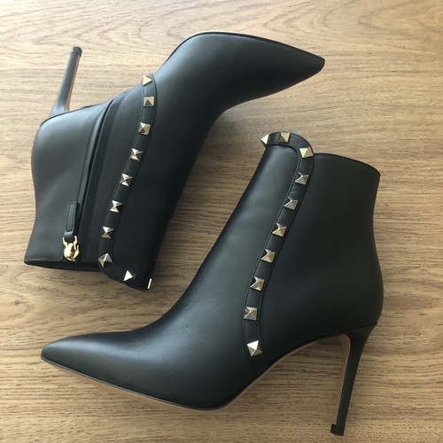 NIB $1245 Valentino Garavani Rockstud Pointy Toe Leather Bootie - 6US / 36EU! - Picture 5 of 15