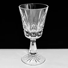 WATERFORD ROSSLARE Claret Wine Glass / FINE IRISH CRYSTAL / Hand Cut / TINY CHIP