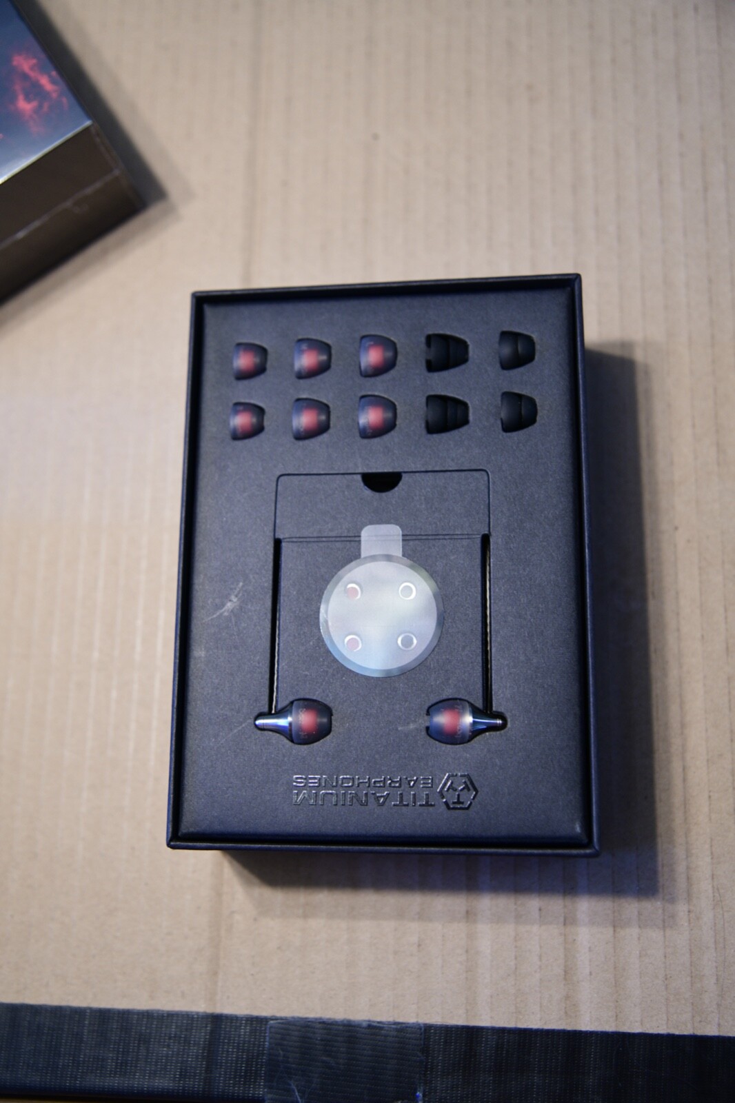 Echobox Finder X1 High Fidelity In-Ear Earbuds Tangle-Free T