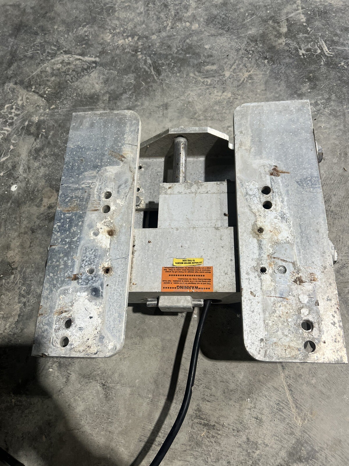 TH Marine 65302 CMC Power Lift PL65 High Speed Hydraulic Jack Plate