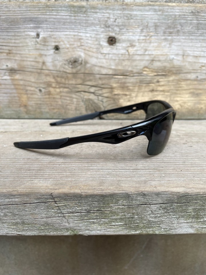 1990's/2000's Oakley Bottle Rocket Sunglasses OO916407 Black/Purple