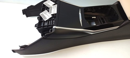 BMW OEM Centre console 6996833 vin:AK22513 Black/IvoryMerino leather G42 G20 G22 - Picture 7 of 12