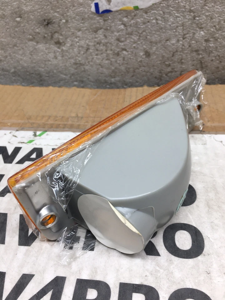 NEW 1992-1994 For SHADOW SUNDANCE LEFT DRIVER TURN SIGNAL LAMP ASSENBLY #F78 - Image 4 of 4