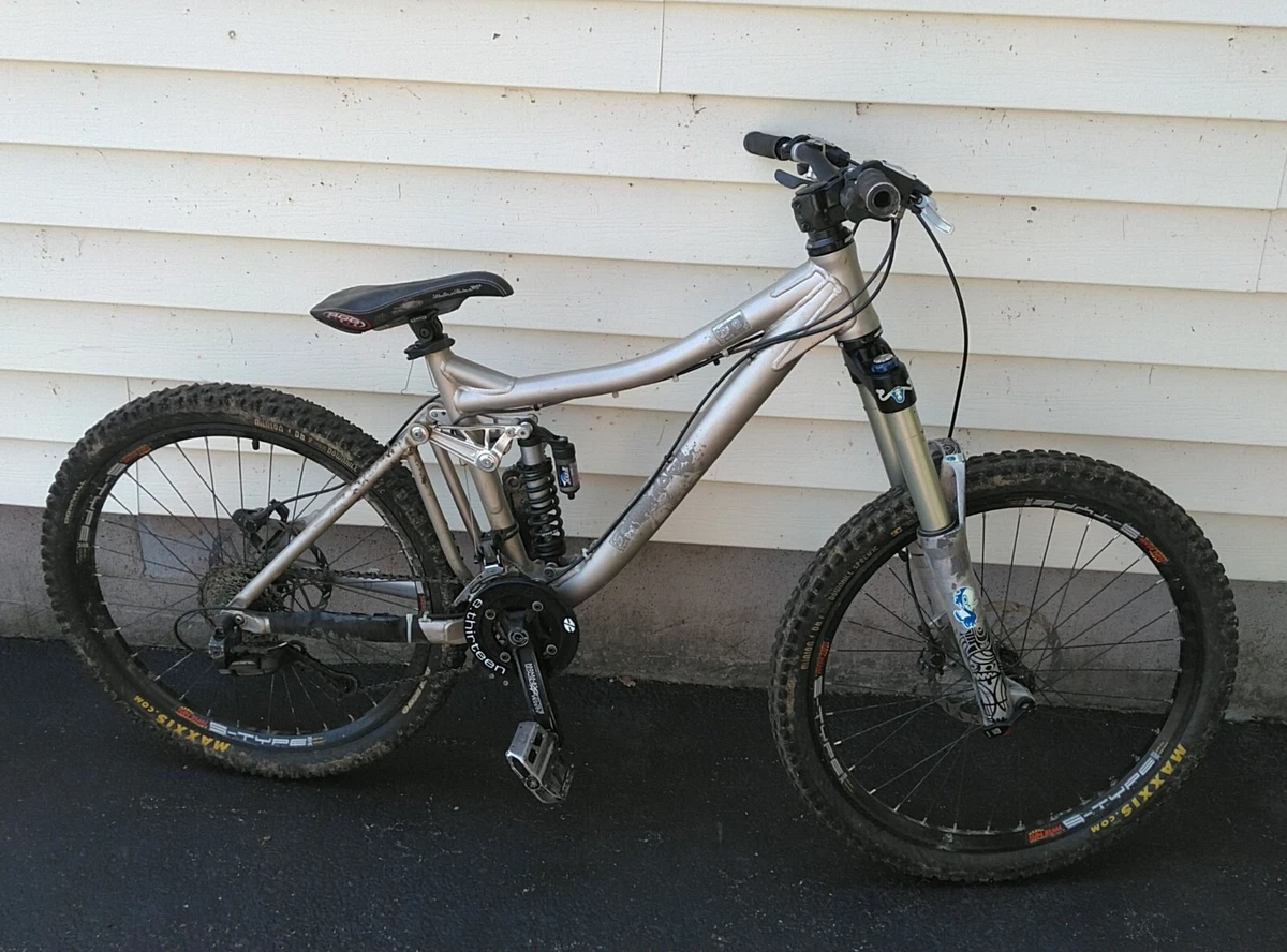 Iron horse women's mountain bike new arrivals