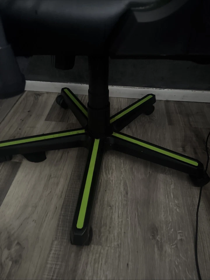 Silla Gaming Monster Energy En Excelente Estado Verde Y Negra!! Get Urs Now Foto 3 de 4