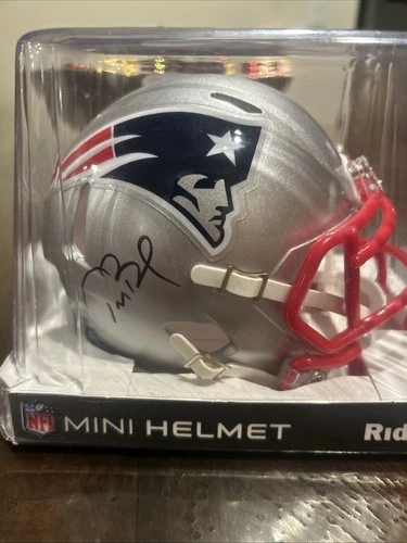 Tom Brady Autographed Mini Helmet PSA Certified New England Patriots