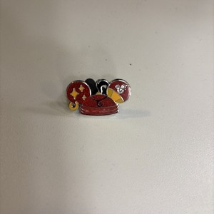 SUPER CHASER Disney World WDW Ear Hat Hidden Mickey Pin Jafar Genie 2025 Wave B