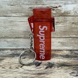 supreme cigarette holder case Supreme Lighter Case Carabiner Supreme accessories available in store.