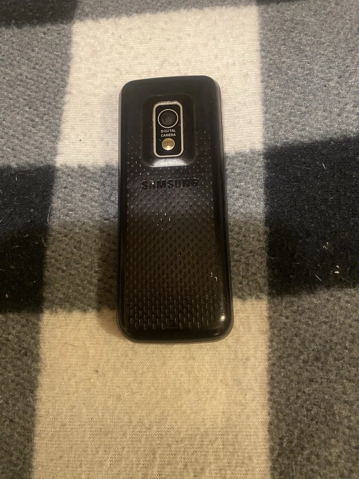Samsung E2100B Black O2, photo 4 of 4