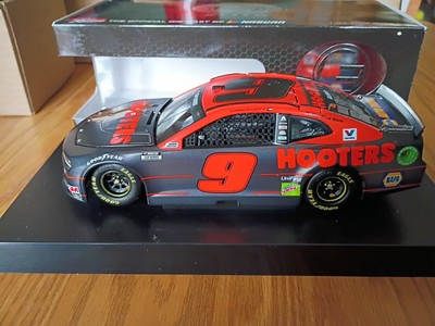 2020 Chase Elliott #9 Hooters Elite Liquid Color 1:24 RCCA Elite  NASCAR 1of 70