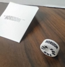 Nuevo Carnaval "HORIZON" Divertido Envío DIVERTIDO EFFY Joyería Barril BLANCO + NEGRO Letras