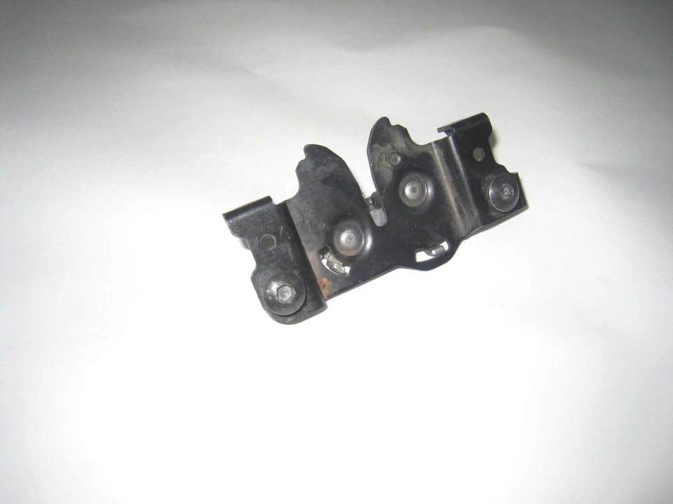 Honda NC700 XD 2015 pestillo asiento pasajero trasero  Foto 2 de 4