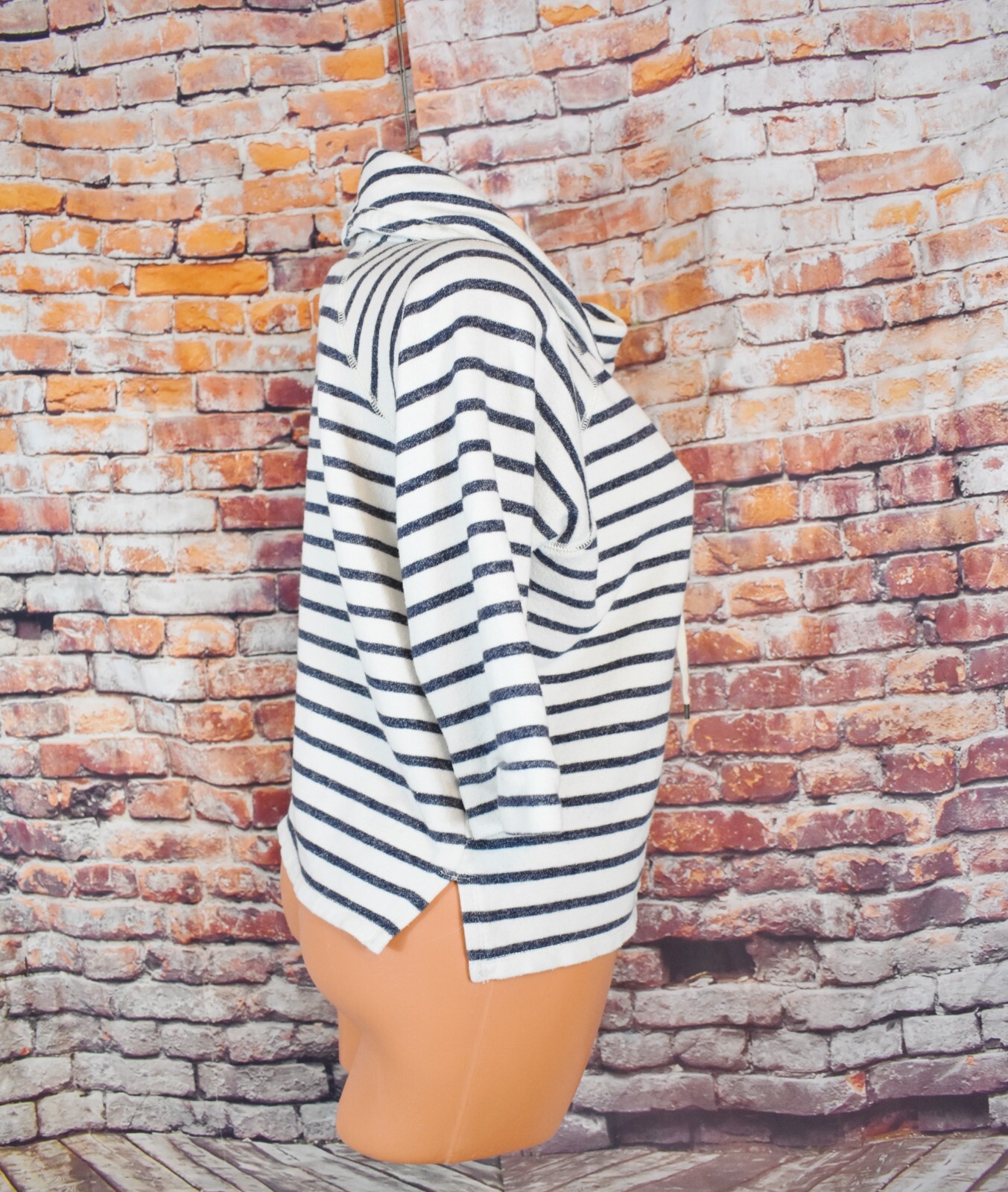 CHAPS Large Drawstring Turtleneck Cowl Sweatshirt… - image 6