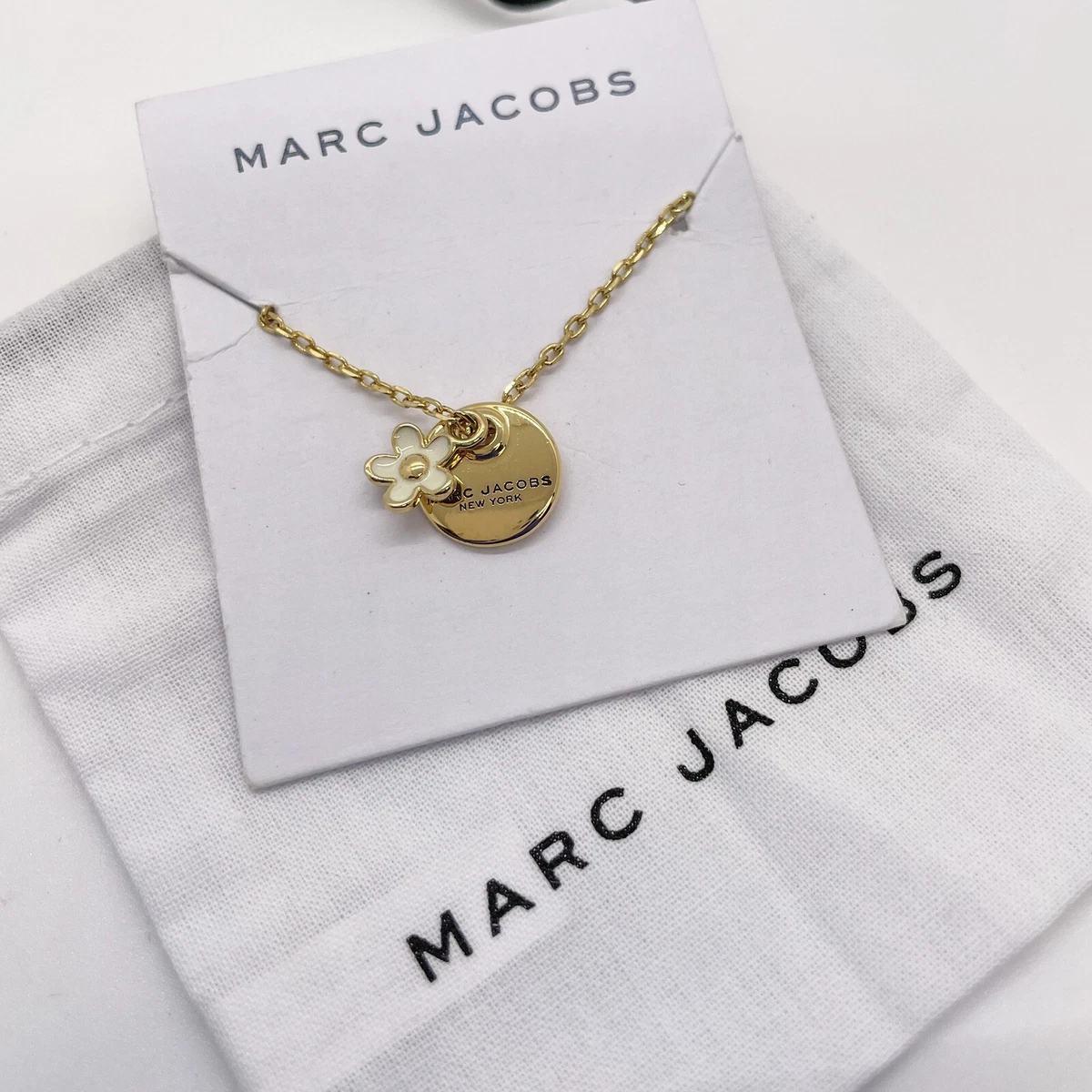 Marc Jacobs Gold and Cream Enamel Daisy Logo Necklace 18 20in Long NWT