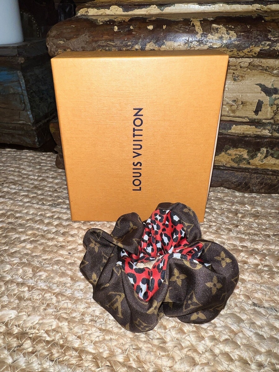 [MCM]★Monogram-printed silk scrunchy New LOUIS VUITTON Brown Monogram / Red Leopard Print 100