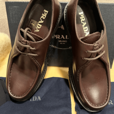 Prada men display picture 3
