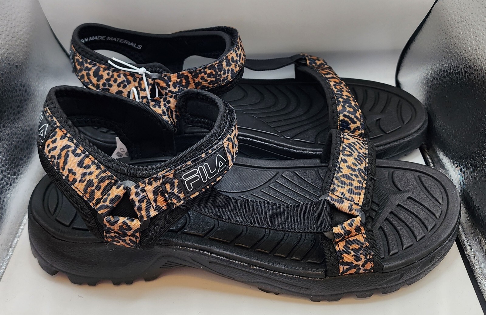 Sandali sportivi leopardati Fila taglia 11 ANDROS nuovi scarpe donna nero marrone UK 8 5 nuovi con scatola