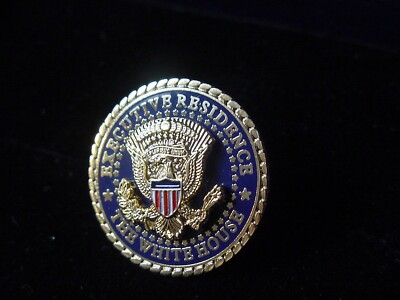 Presidential  Official Issued White House Executive Residence Lapel Pin-Free Sh.