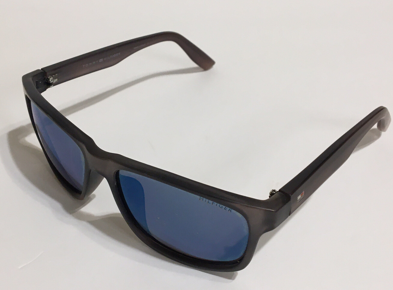 hilfiger sunglasses