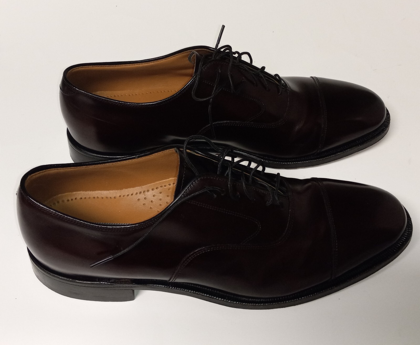 Johnston & Murphy Shoes 22102985 Size 9.5 D/B Brown Leather with laces