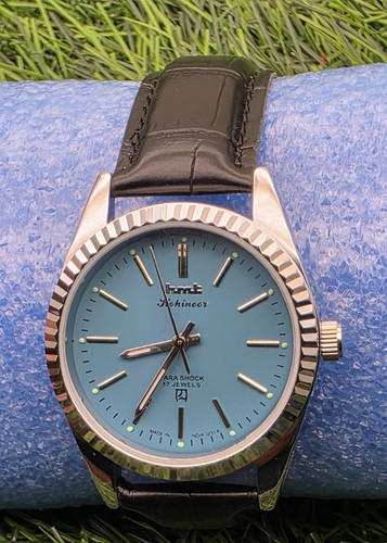 Beautiful Mens HMT Kohinoor Parashock Mechanical Wind 17J Watch