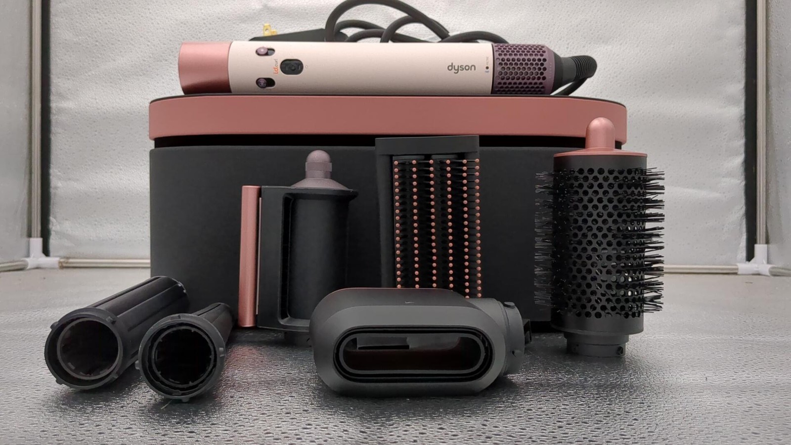 Dyson Airwrap i.d. Multi-Styler and Dryer Straight+Wavy in Ceramic Pink