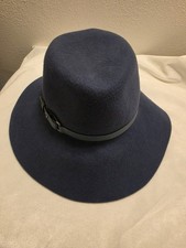 Eric Javits Womans Hat Blue 100% Wool Made In USA.