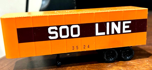 HO=1/87-CONSTRUIDO-FERROCARRIL Línea SOO-32'SEMI Remolque-#3524-DISEÑO-PANTALLA-RTR | Zustand: Used