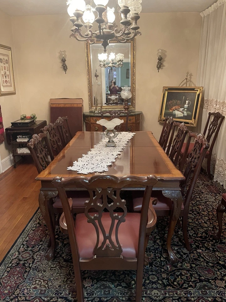 Chippendale Mahogany Dining Table, China Cabinet, 2 Arm Chairs, 6 Side Chairs - Image 2 of 4