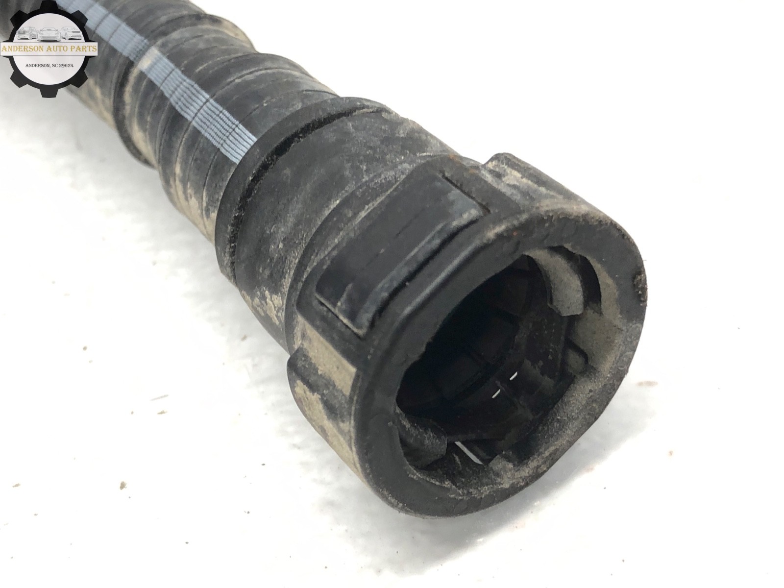 2017-2020 MASERATI LEVANTE FUEL VAPOR CHARCOAL CANISTER W/ LEAK PUMP OEM