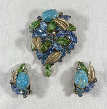 Hattie Carnegie Parure Set Uranium Glass Brooch & Clip Earrings
