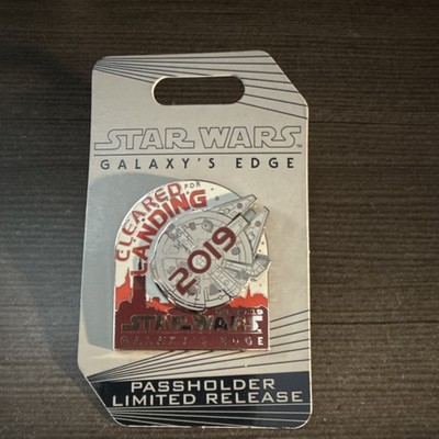 Disney Star Wars Galaxy's Edge Opening Day 2019 Passholder Pin WDW