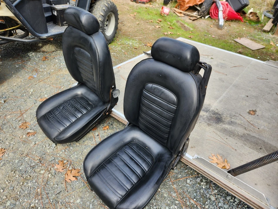 Ковшеобразные сиденья 1986 Alpha Rameo - Изображение 4 из 4