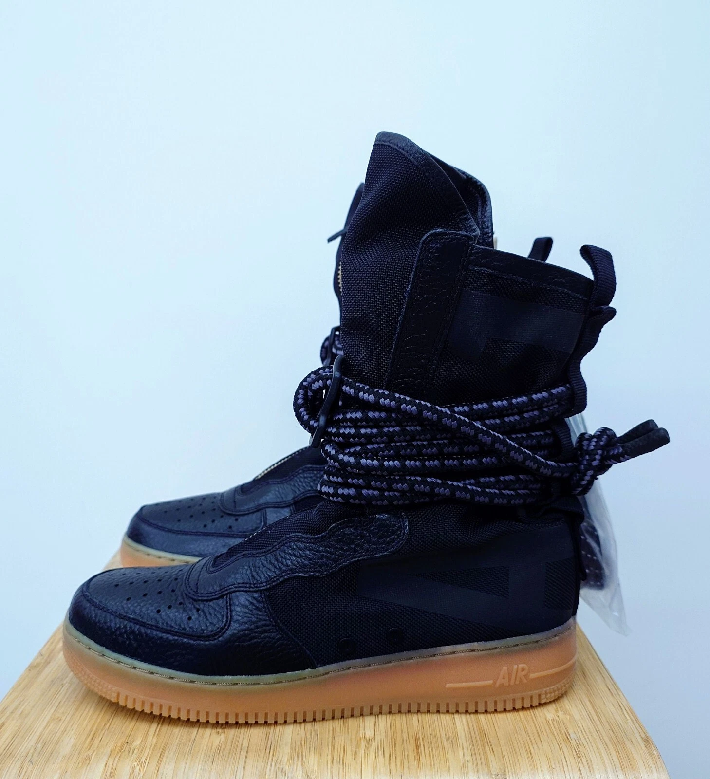 DS 2017 Nike SF Air Force 1 High taille 11 GOMME NOIRE AA1128 001 Supreme Travis Scott