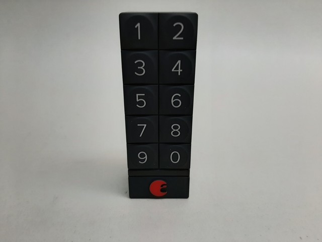 august smart keypad dark gray