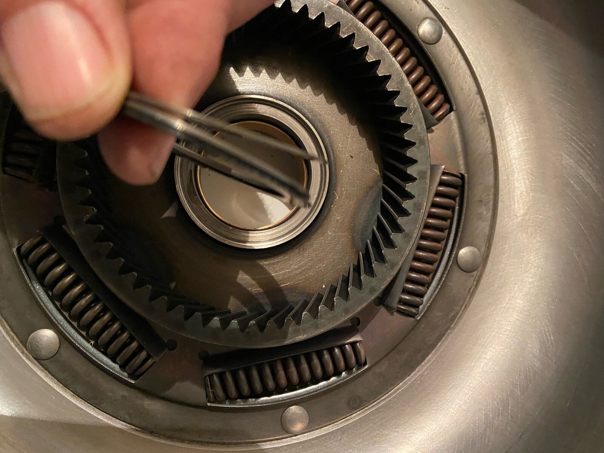 Cadillac Olds Hydramatic Jetaway 315 Coupling Torus housing 1961 Cadillac Olds Hydramatic Jetaway 315 Coupling Torus housing 1961