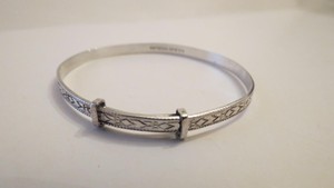 child's silver expanding bangle