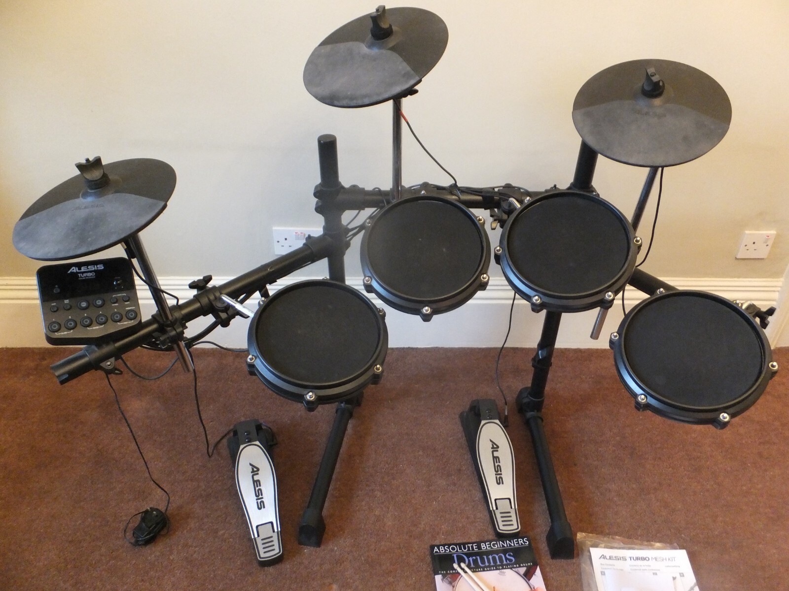Alesis Turbo Mesh 7Piece Electronic Drum Kit with Mesh Heads Used But