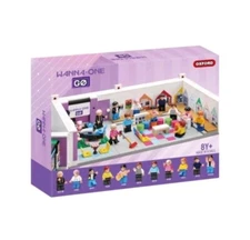 Oxford Wanna One Go Zero Base Town Block Toy